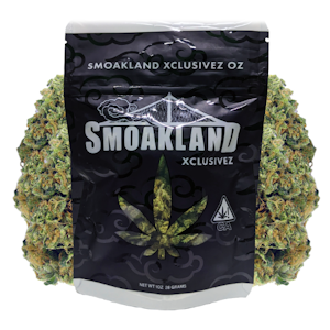 Smoakland | Blue Dream | Xclusivez | Premium Sungrown Flower 1oz